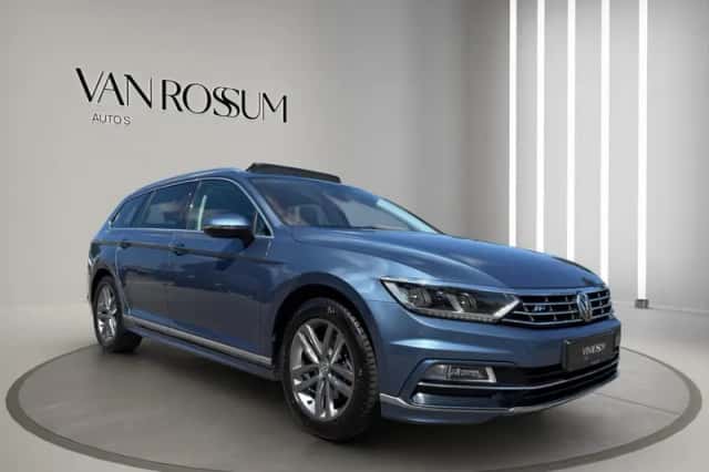 Volkswagen Passat (2016) thumbnail 1