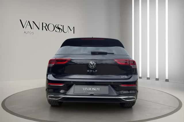 Volkswagen Golf (2020) thumbnail 6