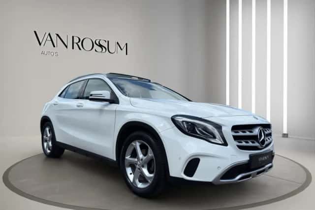 Mercedes-Benz GLA-Klasse (2019) thumbnail 1