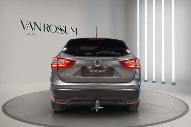 Nissan Qashqai (2014) thumbnail 4