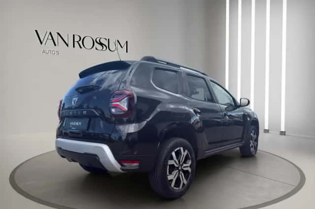 Dacia Duster (2022) thumbnail 3