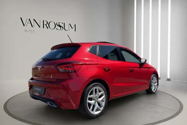 SEAT Ibiza (2018) thumbnail 3