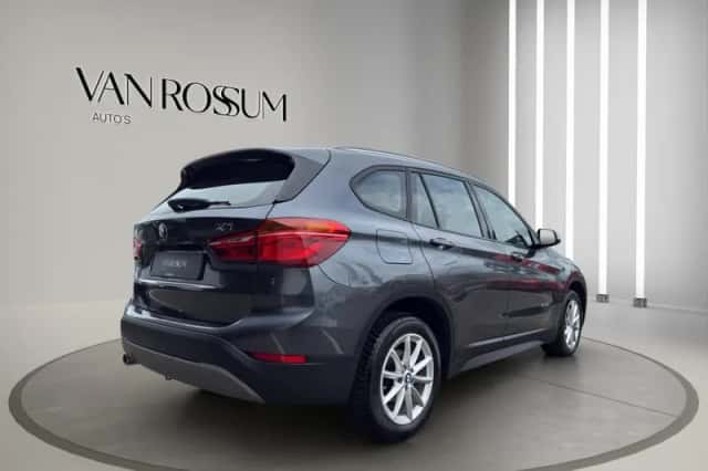 BMW X1 (2018) thumbnail 3