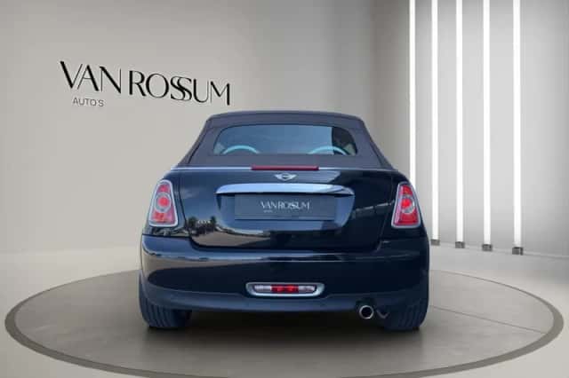 MINI Cabrio (2013) thumbnail 4