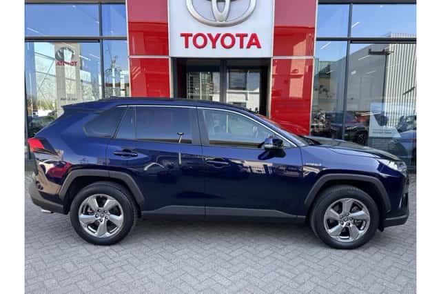 Toyota RAV4 (2019) thumbnail 4