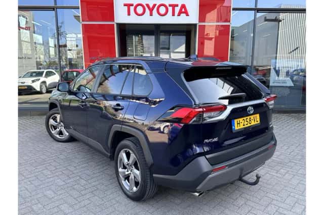 Toyota RAV4 (2019) thumbnail 5