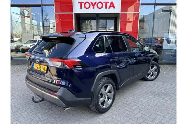 Toyota RAV4 (2019) thumbnail 6