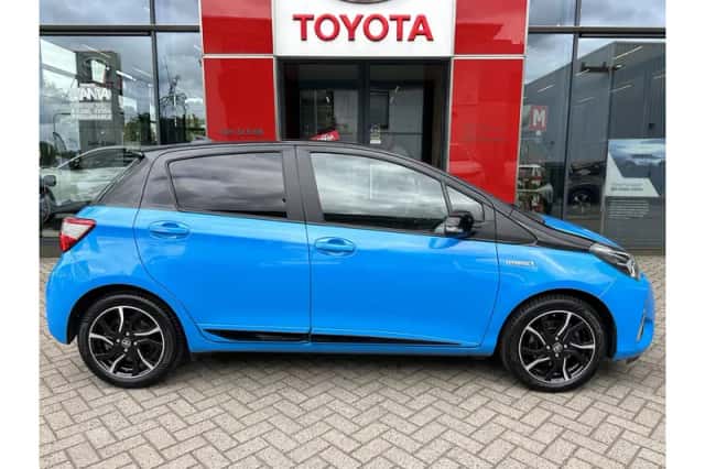 Toyota Yaris (2018) thumbnail 4