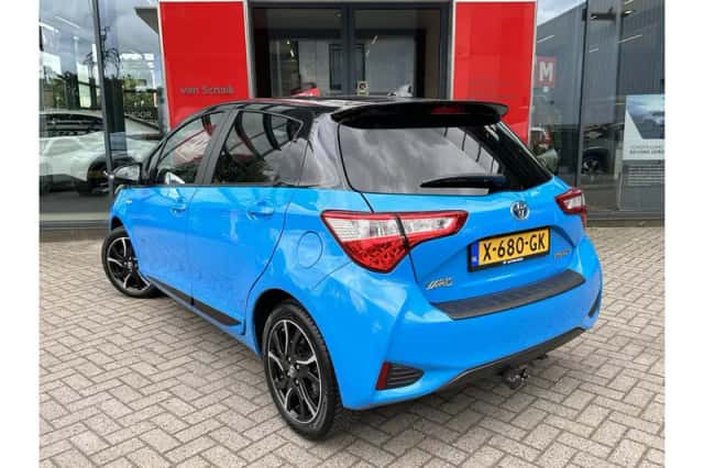 Toyota Yaris (2018) thumbnail 5