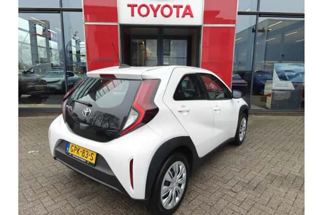 Toyota Aygo X (2024) thumbnail 4