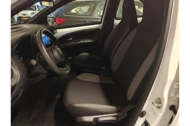 Toyota Aygo X (2024) thumbnail 5