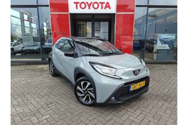 Toyota Aygo X (2024) thumbnail 2