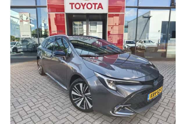Toyota Corolla (2025) thumbnail 2