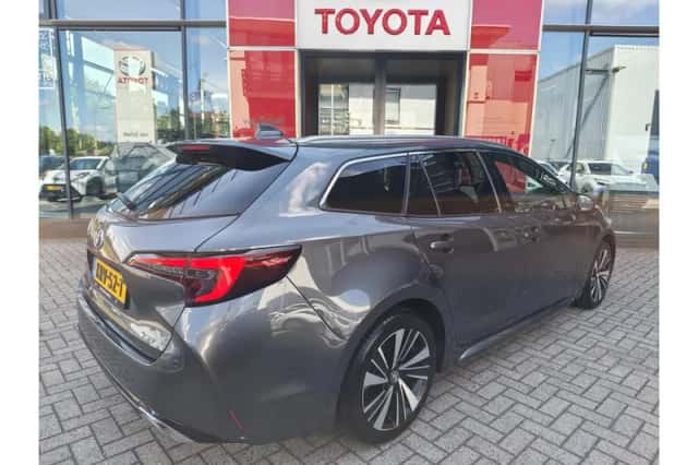 Toyota Corolla (2025) thumbnail 4