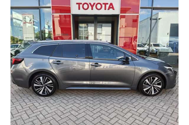 Toyota Corolla (2025) thumbnail 6