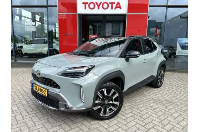 Toyota Yaris Cross (2024) thumbnail 1