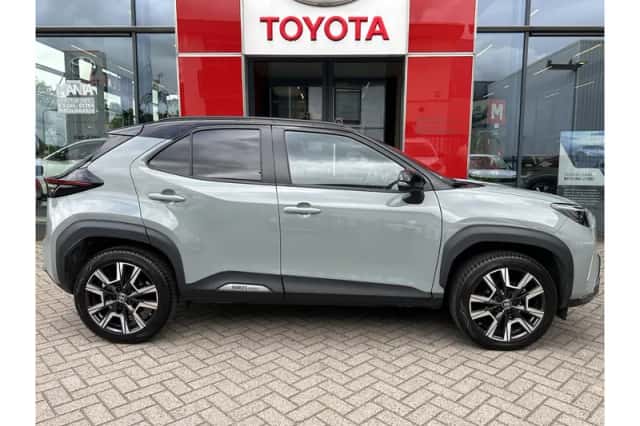 Toyota Yaris Cross (2024) thumbnail 4