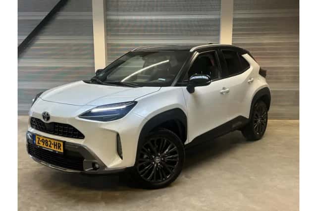 Toyota Yaris Cross (2022) thumbnail 1