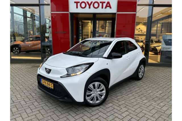 Toyota Aygo X (2024) thumbnail 1
