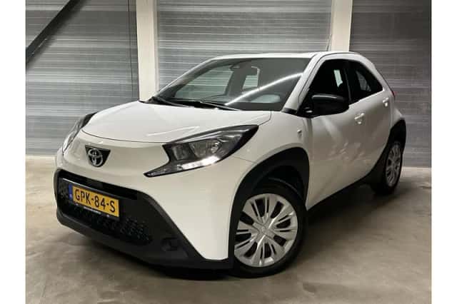 Toyota Aygo X (2024) thumbnail 3