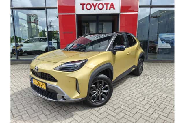 Toyota Yaris Cross (2023) thumbnail 1
