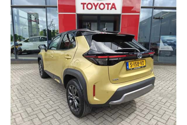 Toyota Yaris Cross (2023) thumbnail 4