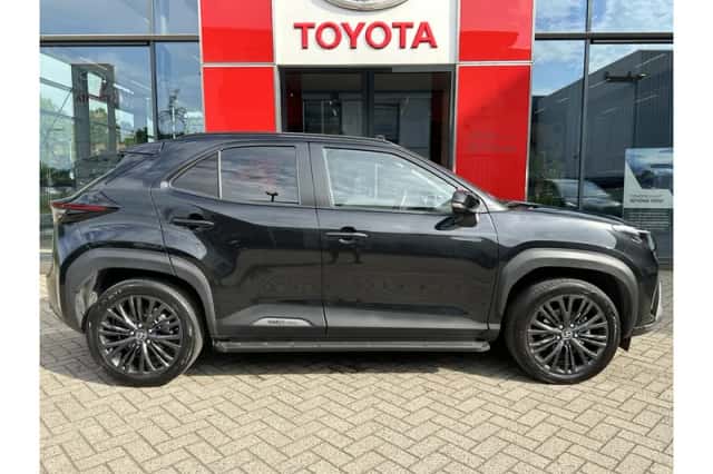 Toyota Yaris Cross (2023) thumbnail 4