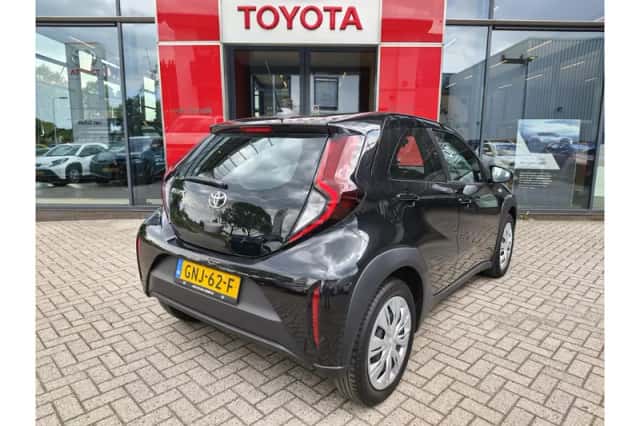 Toyota Aygo X (2024) thumbnail 3