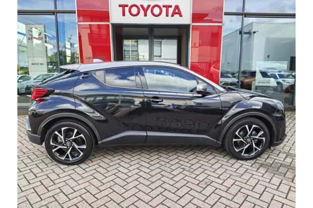 Toyota C-HR (2020) thumbnail 6
