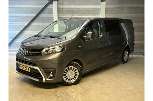 Toyota Proace (2021) thumbnail 1