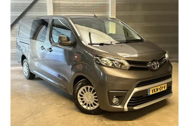 Toyota Proace (2021) thumbnail 2