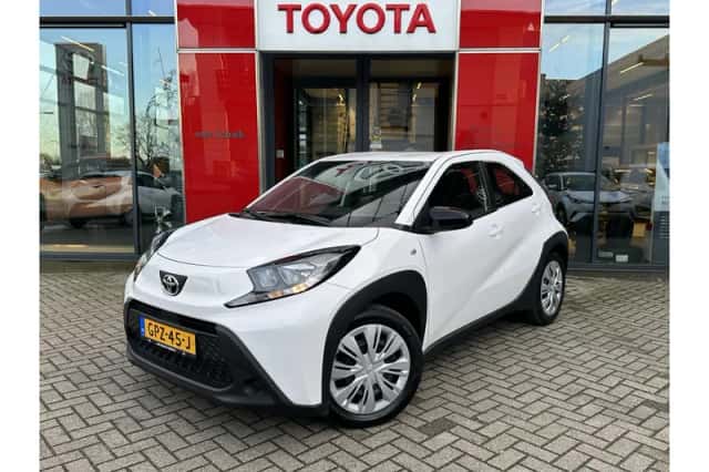 Toyota Aygo X (2024) thumbnail 1