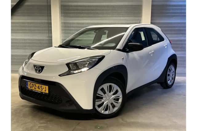 Toyota Aygo X (2024) thumbnail 3