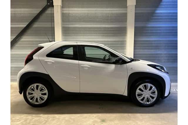 Toyota Aygo X (2024) thumbnail 4
