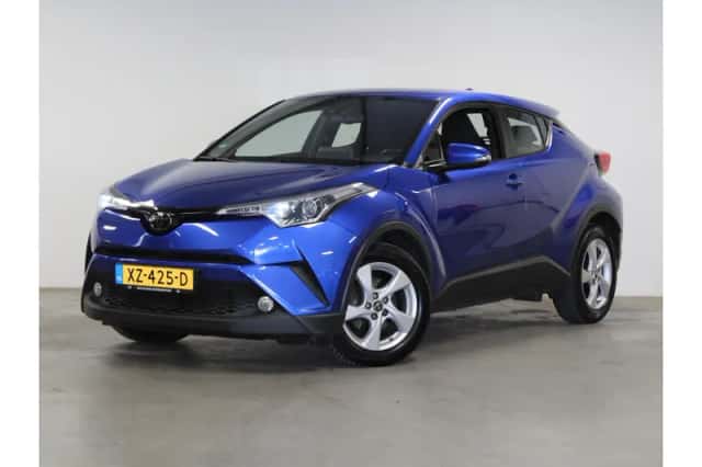 Toyota C-HR (2019) thumbnail 1
