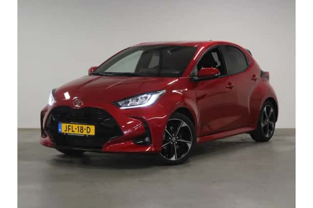 Toyota Yaris (2025) thumbnail 1