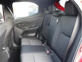 Toyota Yaris (2025) thumbnail 10