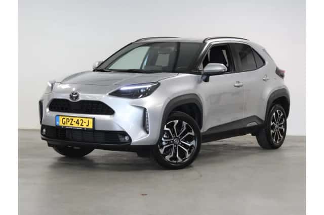 Toyota Yaris Cross (2024) thumbnail 1