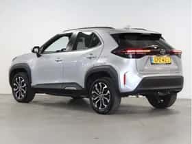 Toyota Yaris Cross (2024) thumbnail 2