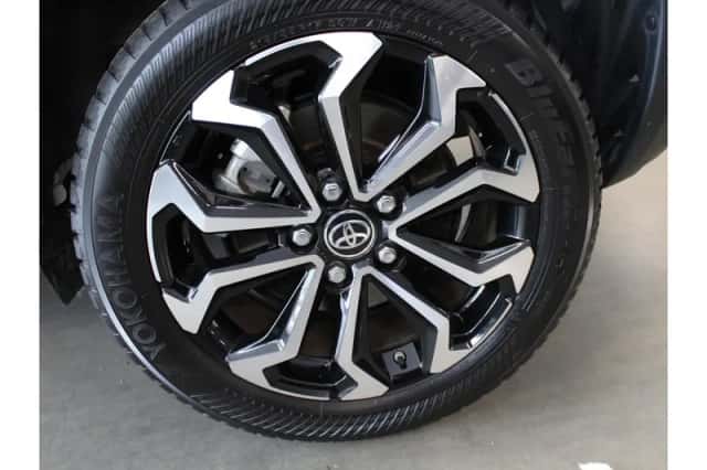 Toyota Yaris Cross (2024) thumbnail 6
