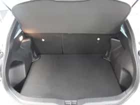 Toyota Yaris Cross (2024) thumbnail 9