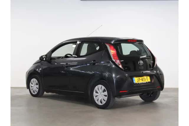 Toyota Aygo (2016) thumbnail 4