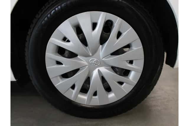 Toyota Yaris (2021) thumbnail 6