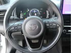 Toyota Yaris Cross (2024) thumbnail 12