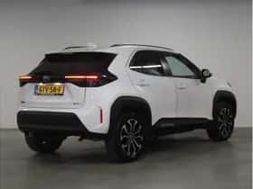 Toyota Yaris Cross (2024) thumbnail 3