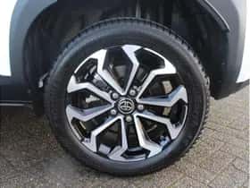 Toyota Yaris Cross (2024) thumbnail 7
