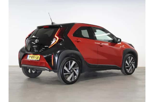 Toyota Aygo X (2022) thumbnail 3