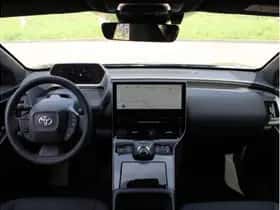 Toyota bZ4X (2025) thumbnail 12