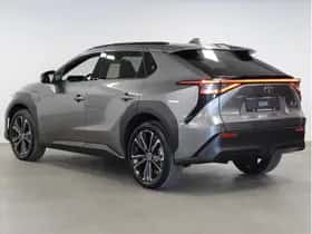 Toyota bZ4X (2025) thumbnail 3