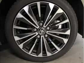 Toyota Corolla (2024) thumbnail 12